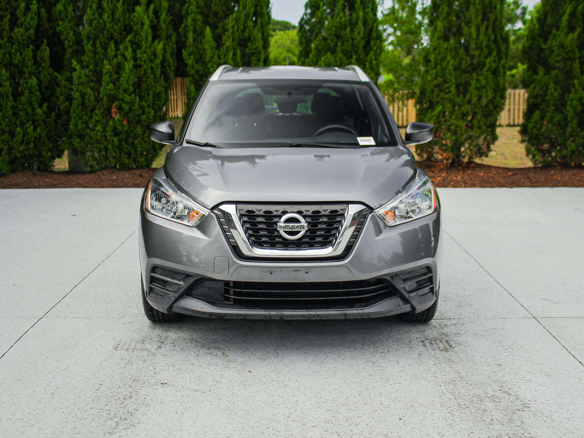 Used 2018 Nissan Kicks S FWD image 3