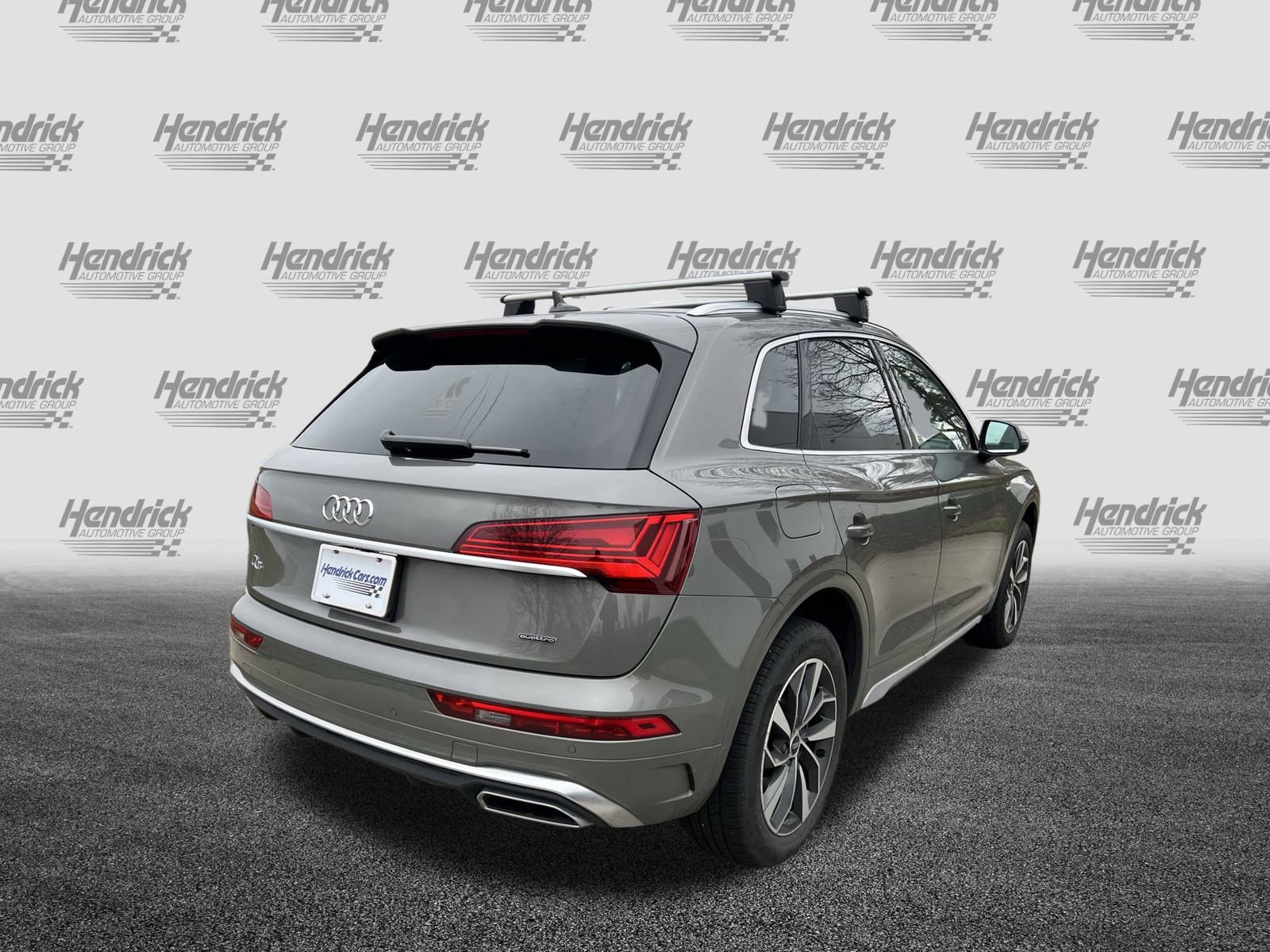 Certified 2025 Audi Q5 2.0T Premium Plus w/ Premium Plus Package image 11