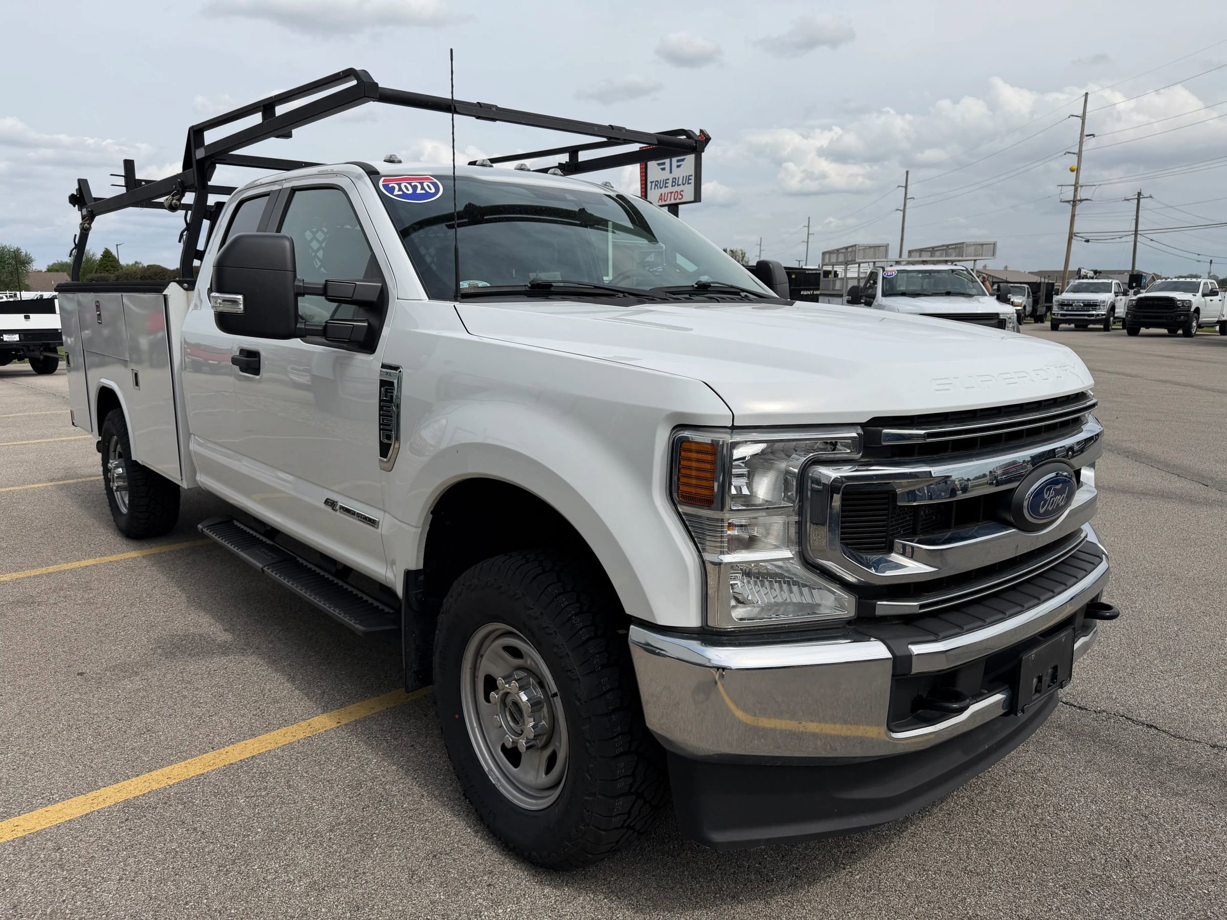 Used 2022 Ford F350 XL w/ Power Equipment Group AWD/4WD image 11