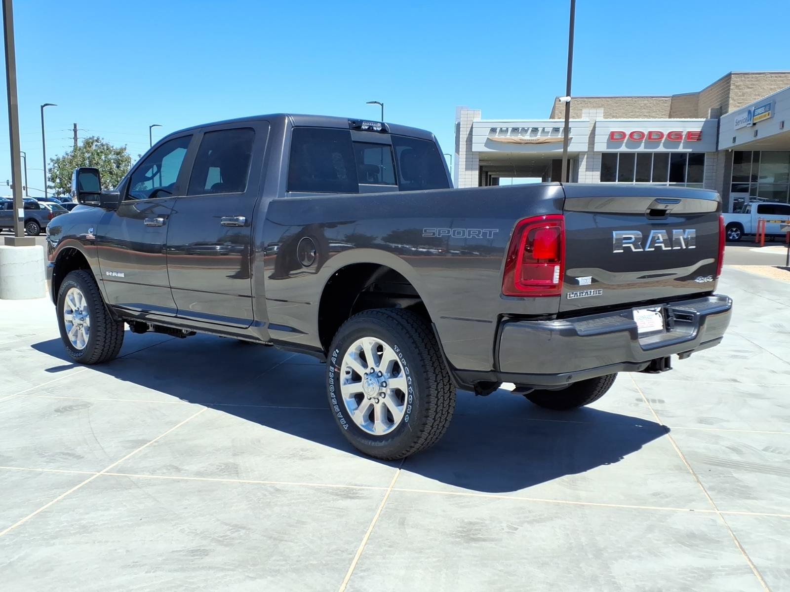 New 2026 RAM 2500 Laramie w/ Sport Appearance Package AWD/4WD image 4