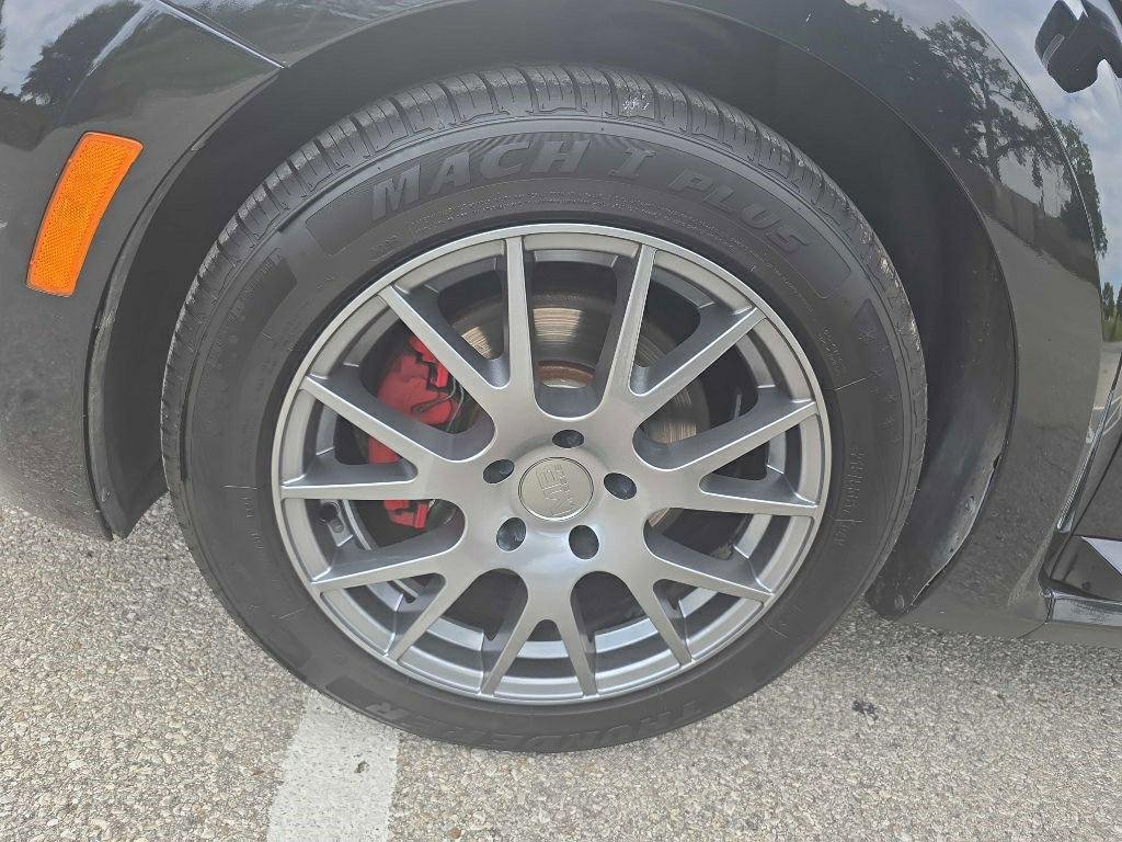 Used 2012 Volkswagen Beetle 2.0T image 26