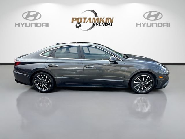 Used 2023 Hyundai Sonata Limited w/ Cargo Package image 4