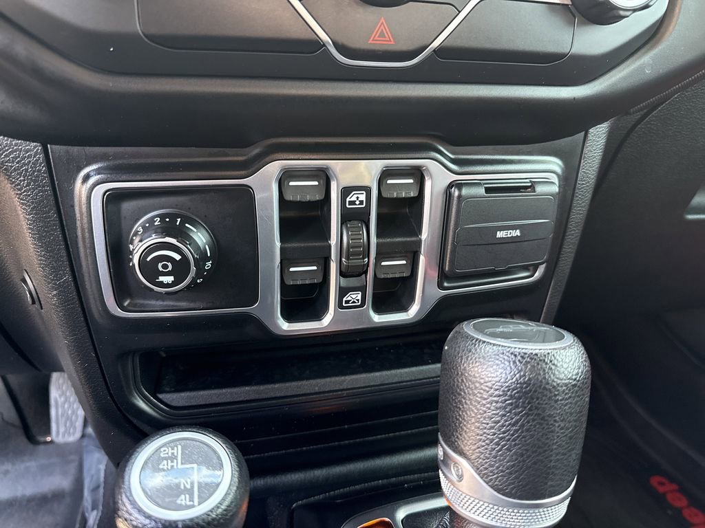 Used 2020 Jeep Gladiator Sport w/ Quick Order Package 24S image 36