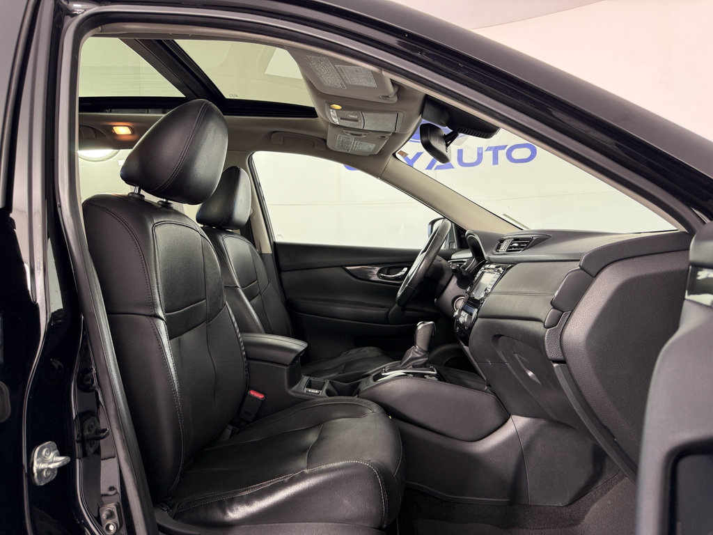 Used 2017 Nissan Rogue SL w/ SL Premium Package FWD image 11
