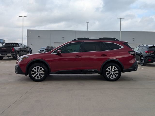 Used 2021 Subaru Outback Premium image 3