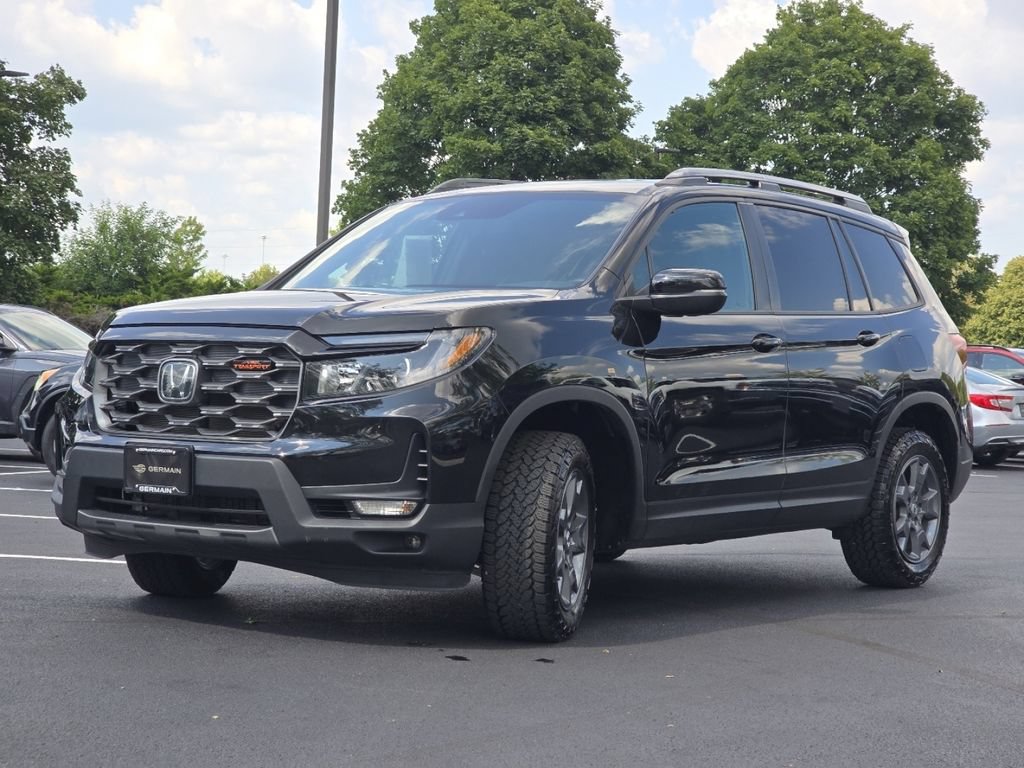 Certified 2025 Honda Passport TrailSport image 14