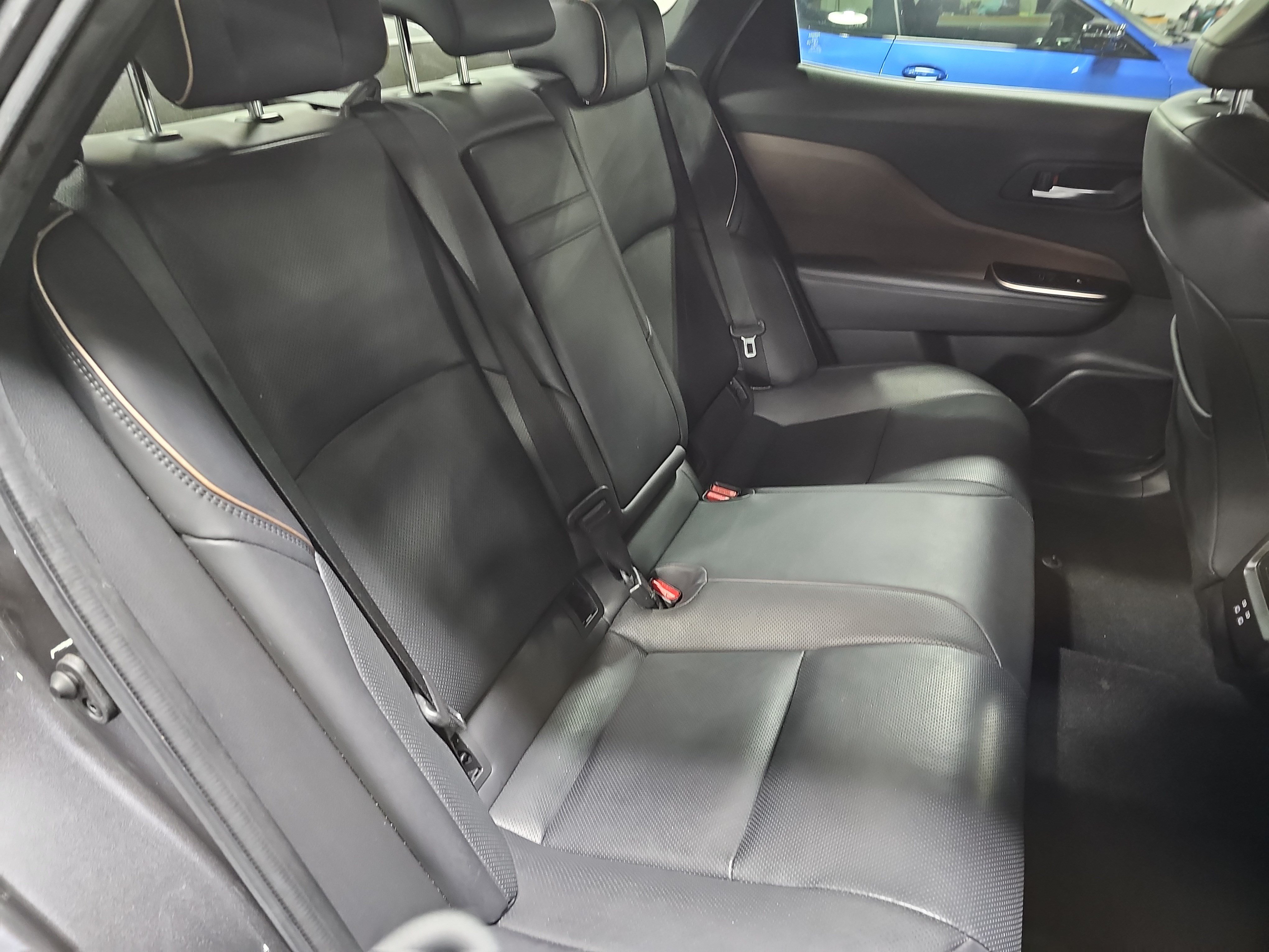Used 2023 Toyota Crown AWD/4WD image 12