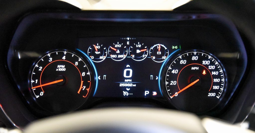 Used 2017 Chevrolet Camaro SS image 27