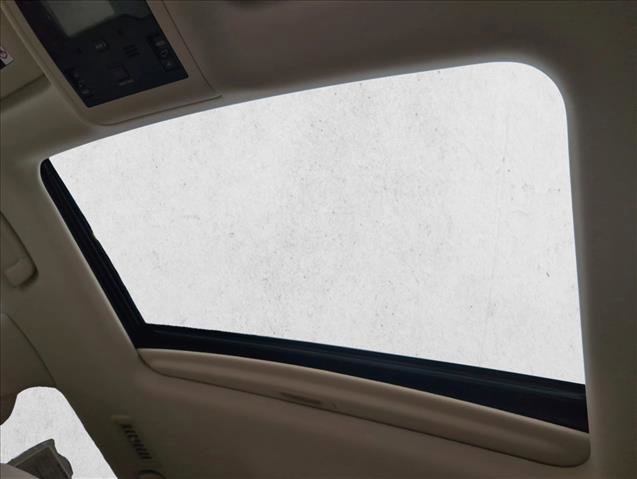 Used 2016 Lexus LX 570 4WD w/ Luxury Package image 16