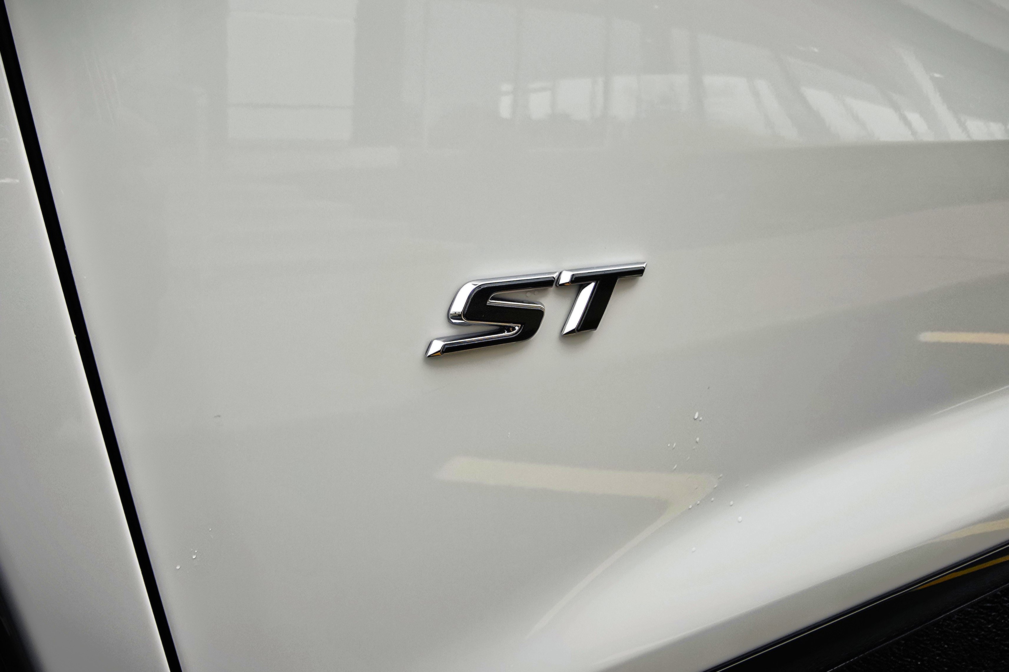 New 2026 Buick Enclave Sport Touring w/ Super Cruise Package image 37