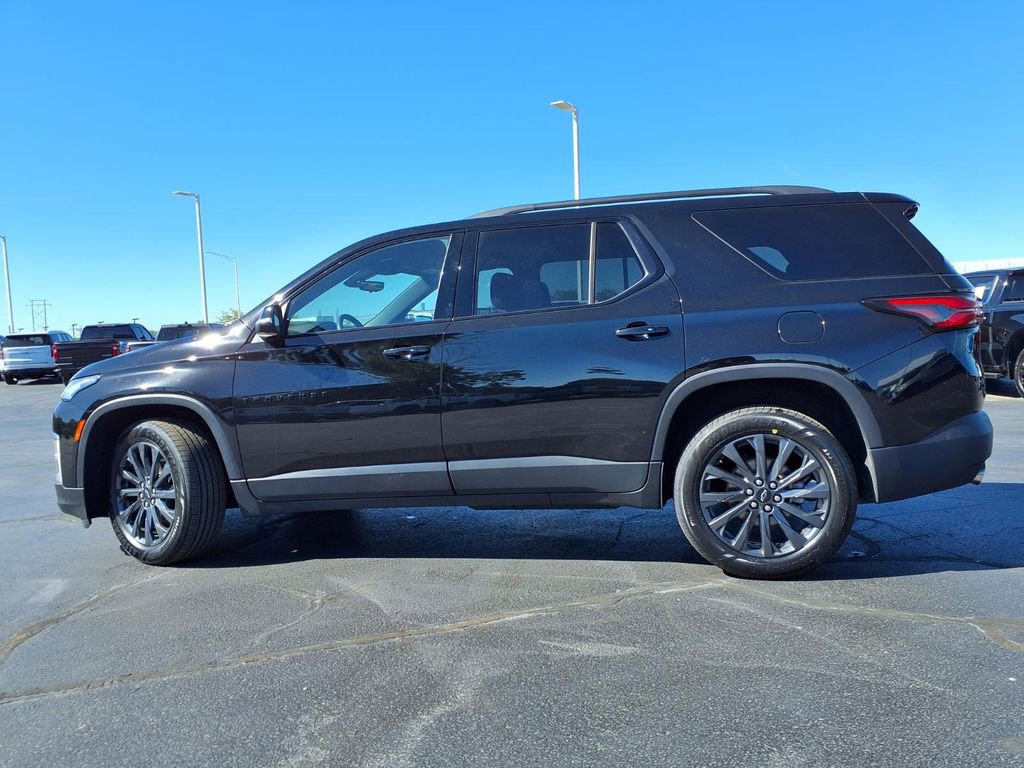 Used 2023 Chevrolet Traverse RS w/ LPO, Cargo Package AWD/4WD image 36