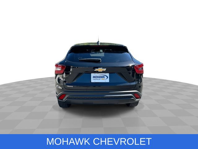 Certified 2024 Chevrolet Trax LS w/ LS Convenience Package FWD image 7