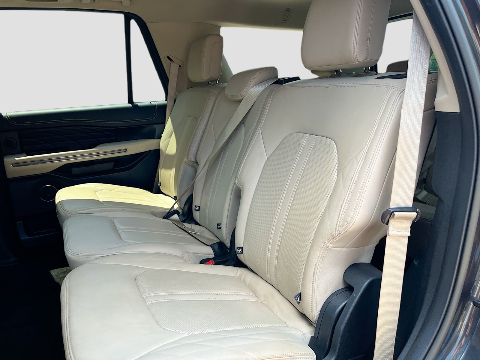 Used 2022 Ford Expedition Platinum AWD/4WD image 25
