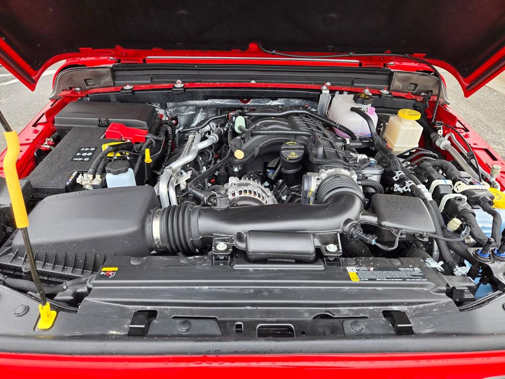 Used 2025 Jeep Gladiator High Tide image 32