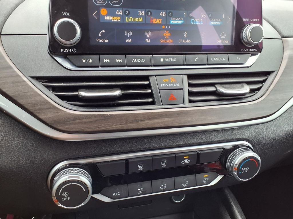 Certified 2025 Nissan Altima 2.5 SV image 8