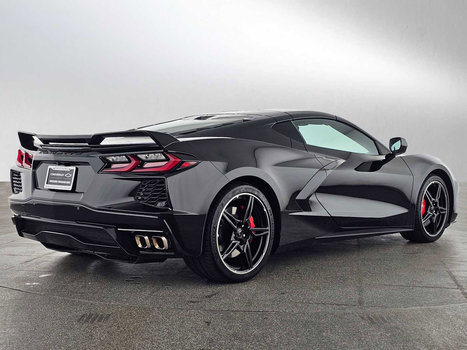 Used 2023 Chevrolet Corvette Stingray Preferred Cpe w/ Z51 Performance Package image 3