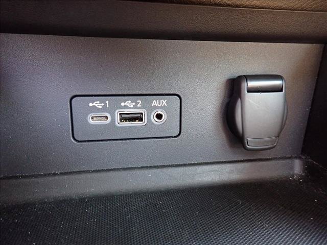 Used 2022 Nissan Sentra SV w/ SV Premium Package FWD image 18