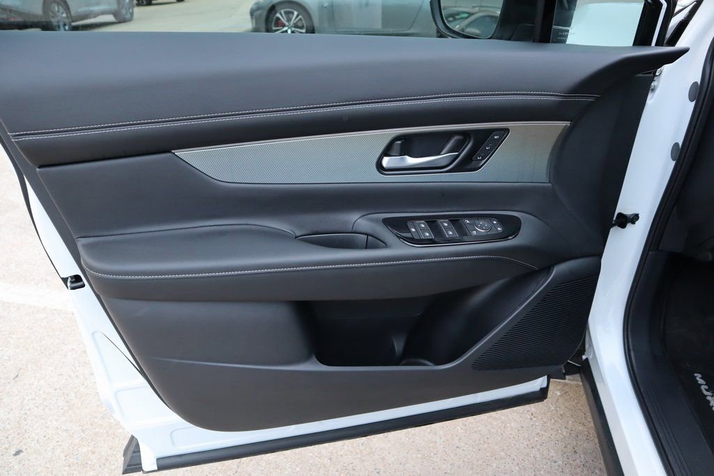 New 2025 Nissan Murano SL image 12