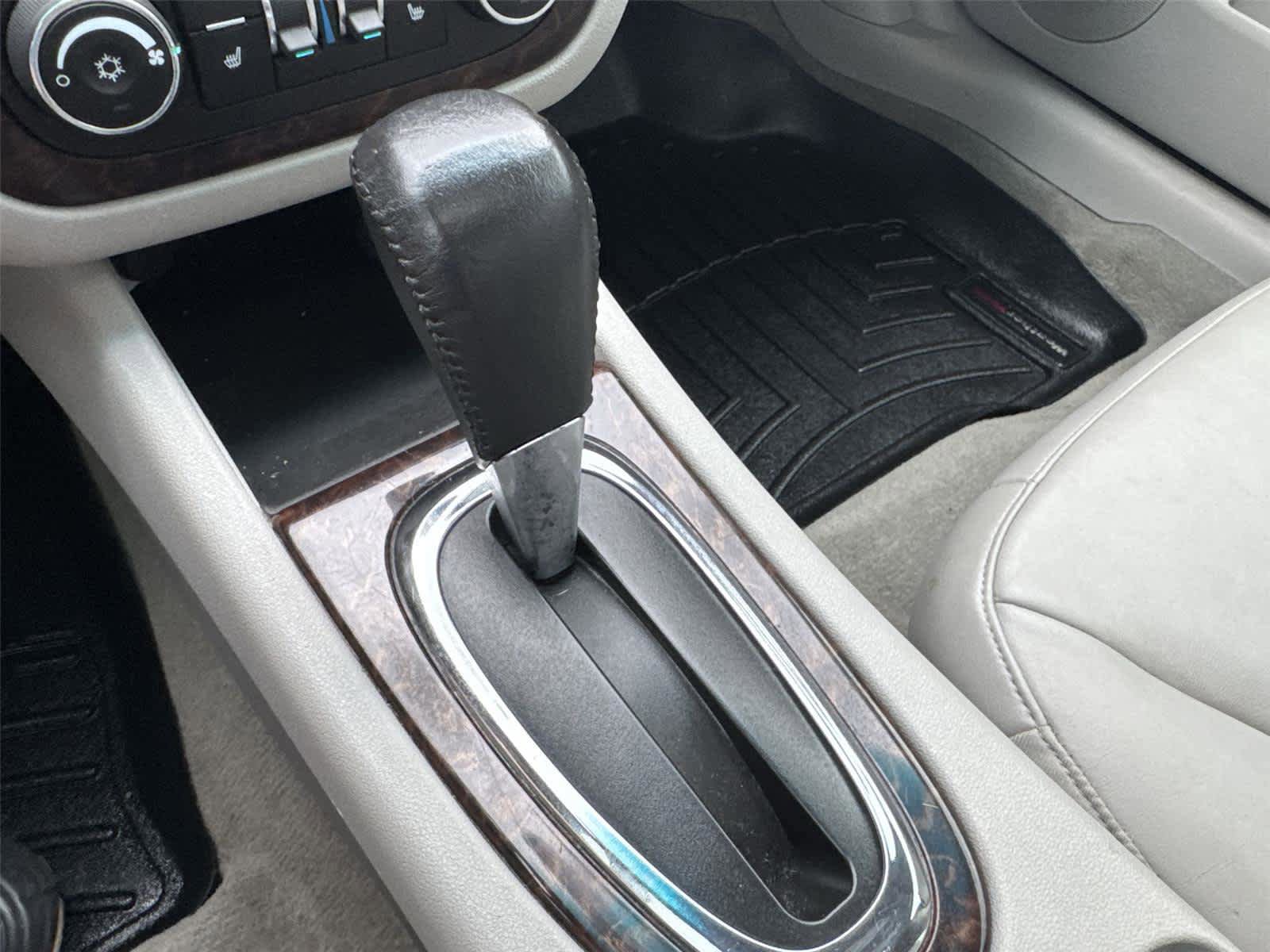 Used 2012 Chevrolet Impala LTZ FWD image 20