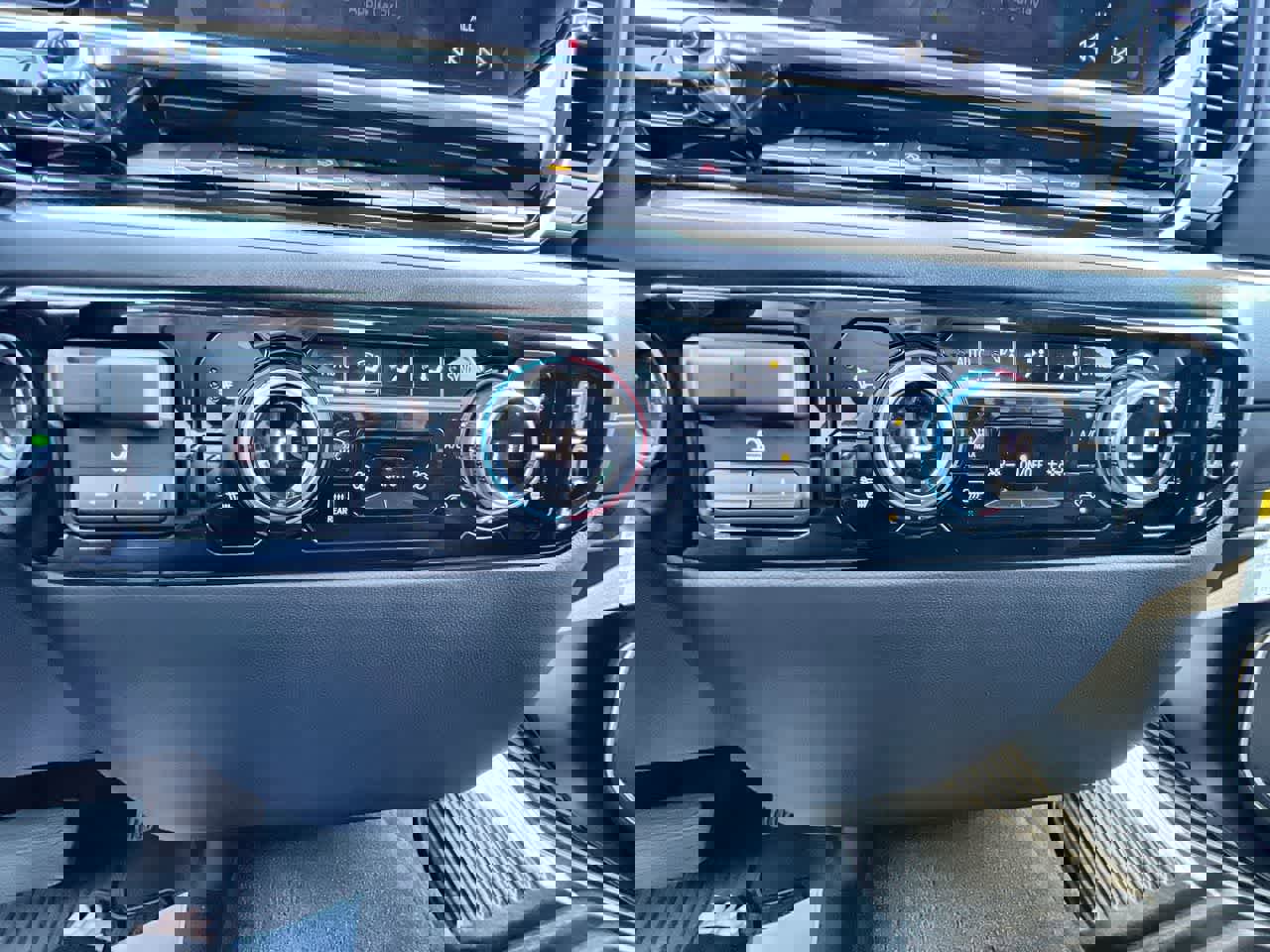 New 2026 GMC Sierra 1500 Elevation image 18