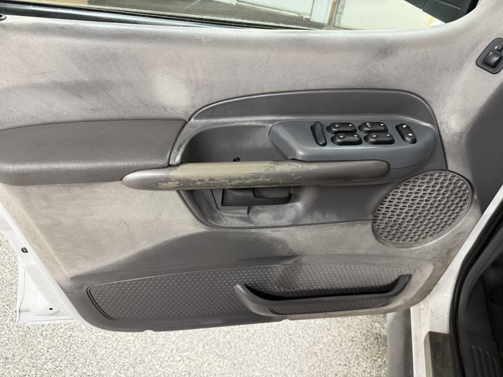 Used 2001 Ford Explorer Sport Trac 4x4 image 20