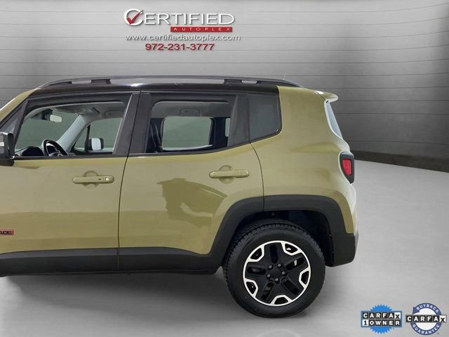 Used 2015 Jeep Renegade Trailhawk w/ Premium Leather Group image 88