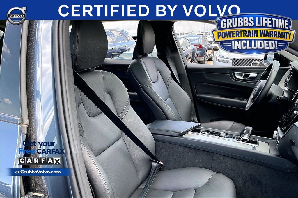 Used 2025 Volvo XC60 B5 Plus AWD/4WD image 8