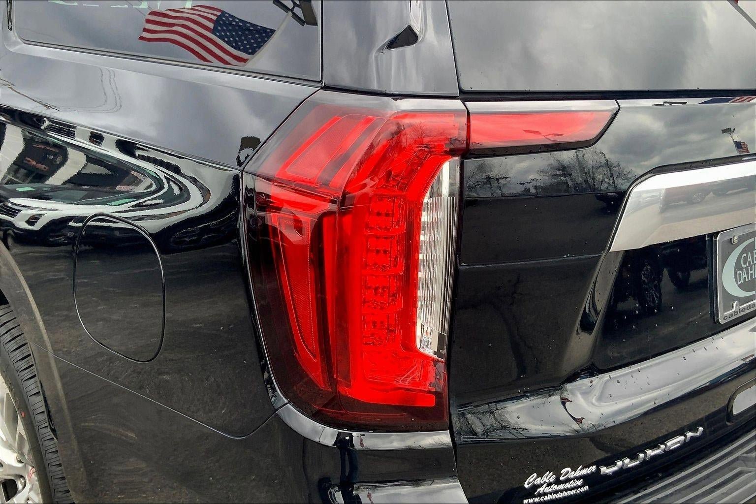 Used 2023 GMC Yukon XL Denali AWD/4WD image 26