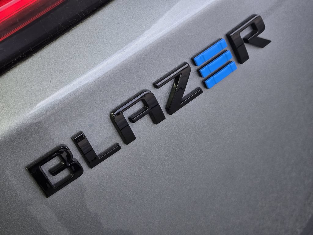 New 2025 Chevrolet Blazer EV RS FWD image 10