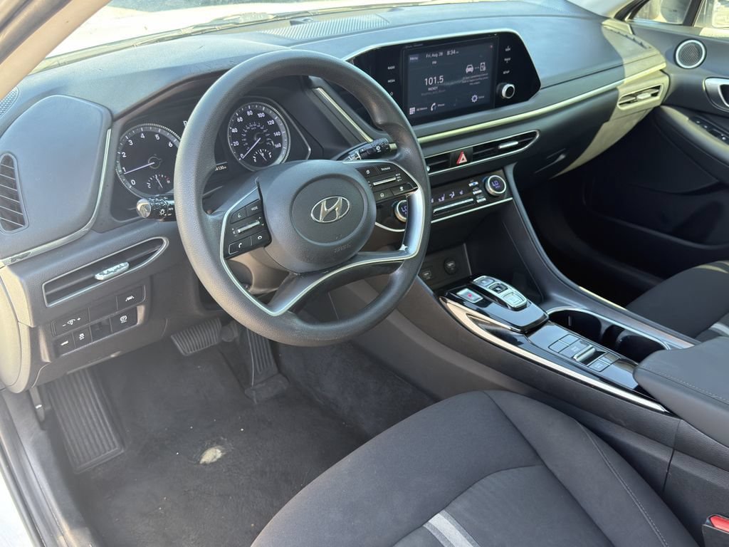 Used 2022 Hyundai Sonata SEL w/ Preferred Accessory Package FWD image 18