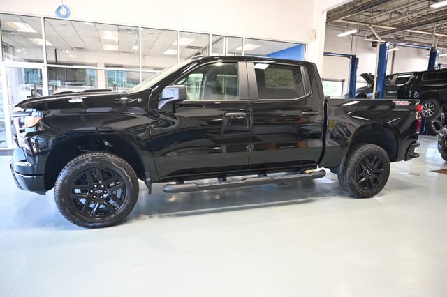 New 2026 Chevrolet Silverado 1500 Custom Trail Boss w/ LPO, Dark Essentials Package AWD/4WD image 8