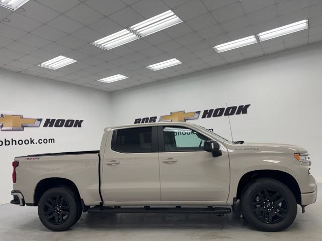New 2026 Chevrolet Silverado 1500 RST w/ RST All Star Premium Package AWD/4WD image 4
