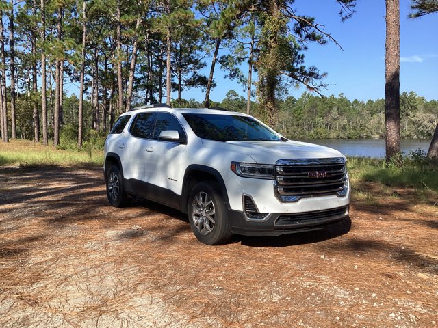 Used 2023 GMC Acadia SLT image 3