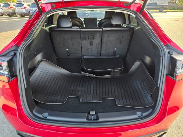 Used 2022 Tesla Model Y Long Range image 14