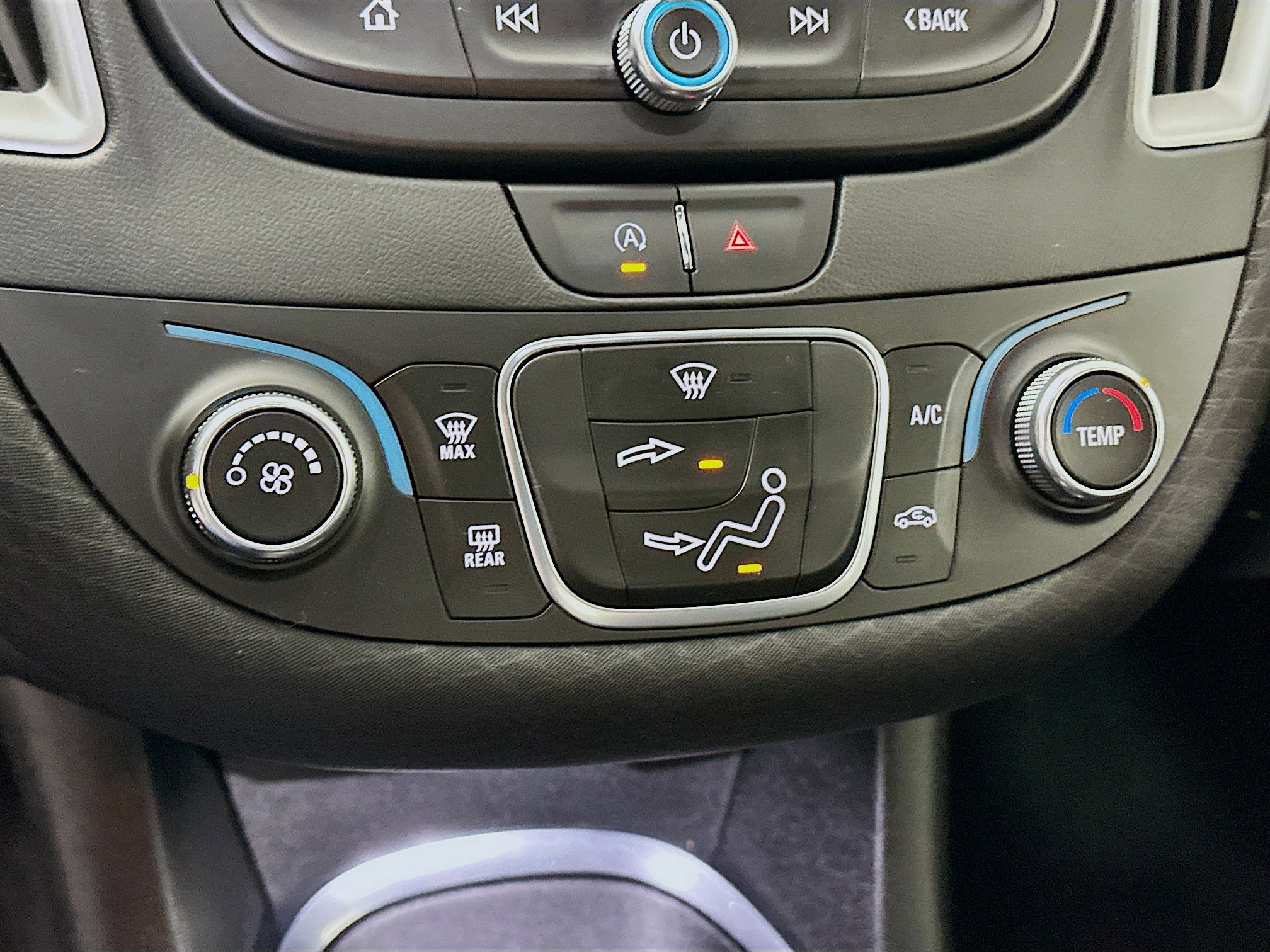 Used 2022 Chevrolet Malibu LS image 22