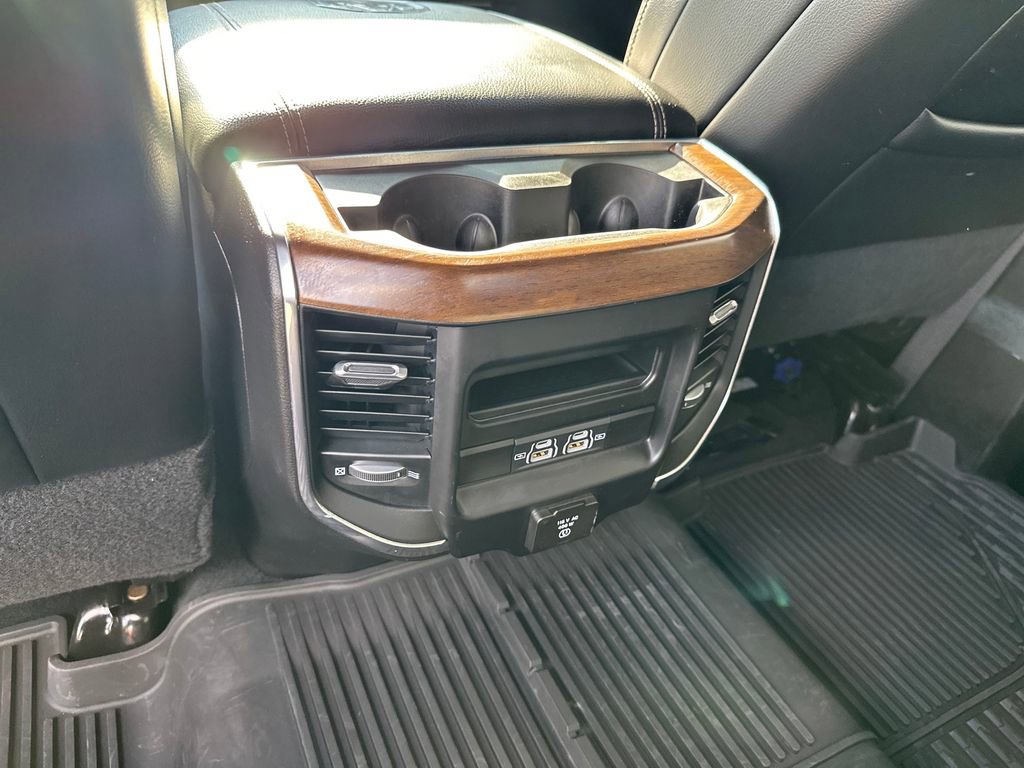 Used 2022 RAM 3500 Laramie AWD/4WD image 31