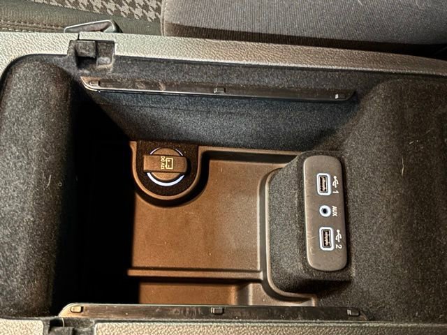 Used 2023 Dodge Charger R/T w/ Blacktop Package image 26