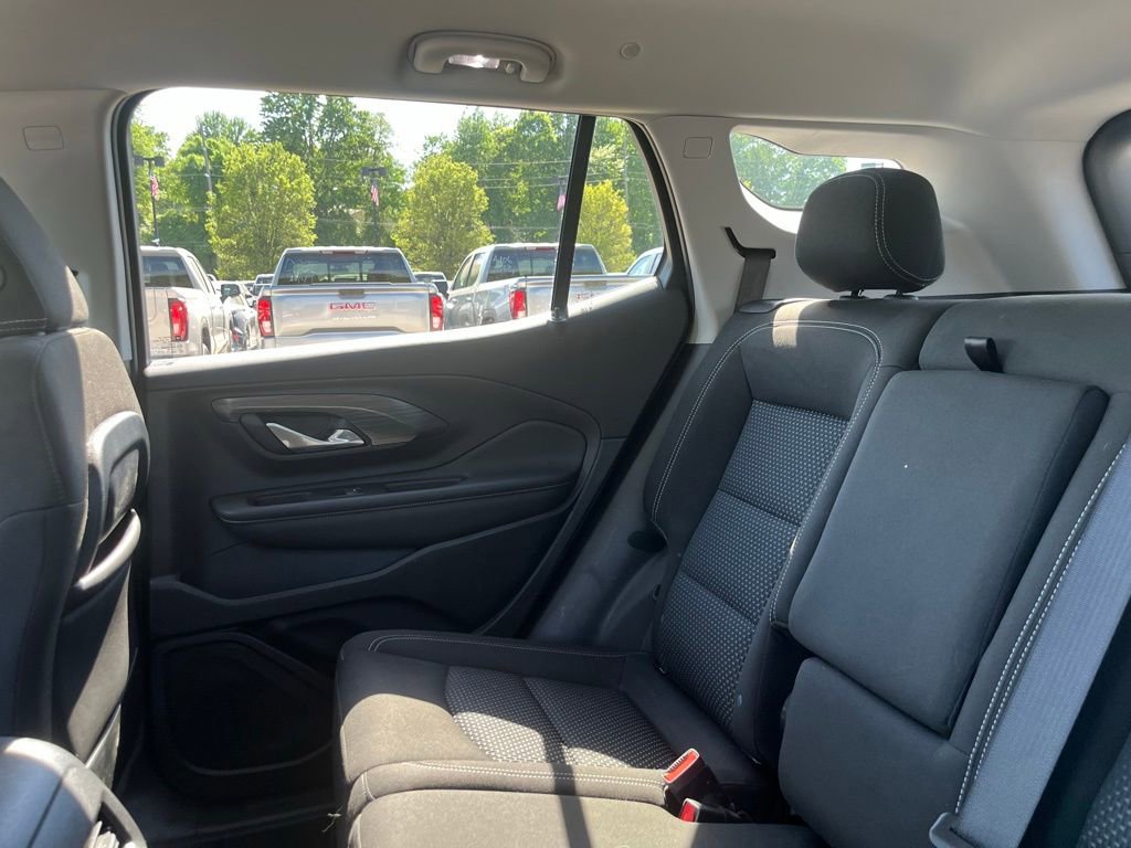 Used 2023 GMC Terrain SLE w/ Driver Convenience Package AWD/4WD image 18