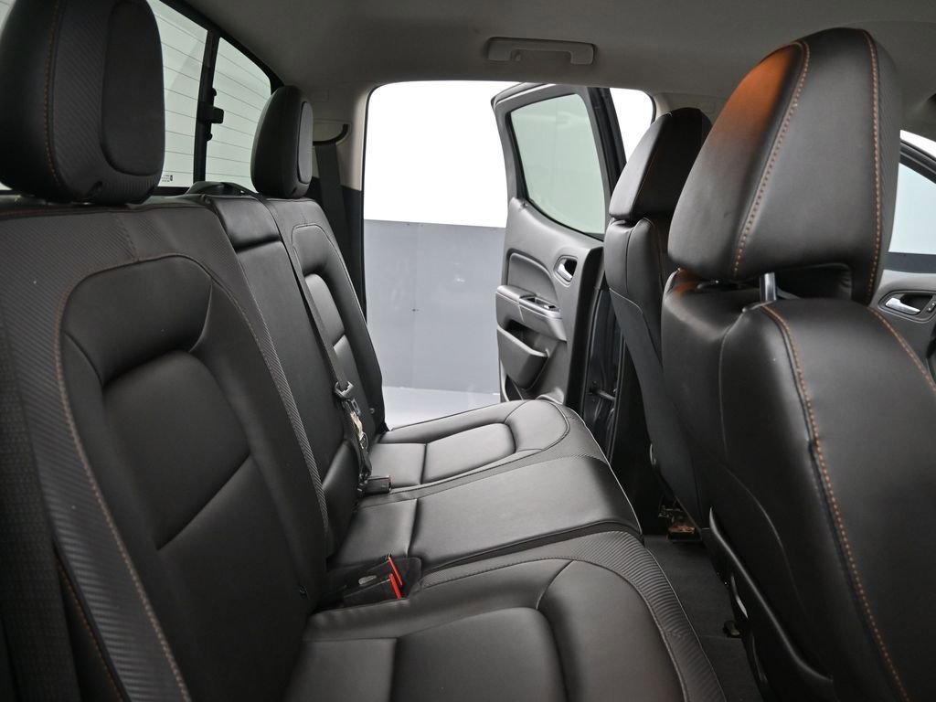 Used 2022 GMC Canyon AT4 w/ Driver Alert Package AWD/4WD image 21