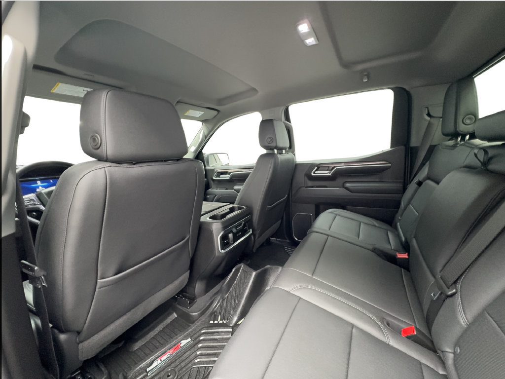 Used 2026 Chevrolet Silverado 1500 LTZ AWD/4WD image 32