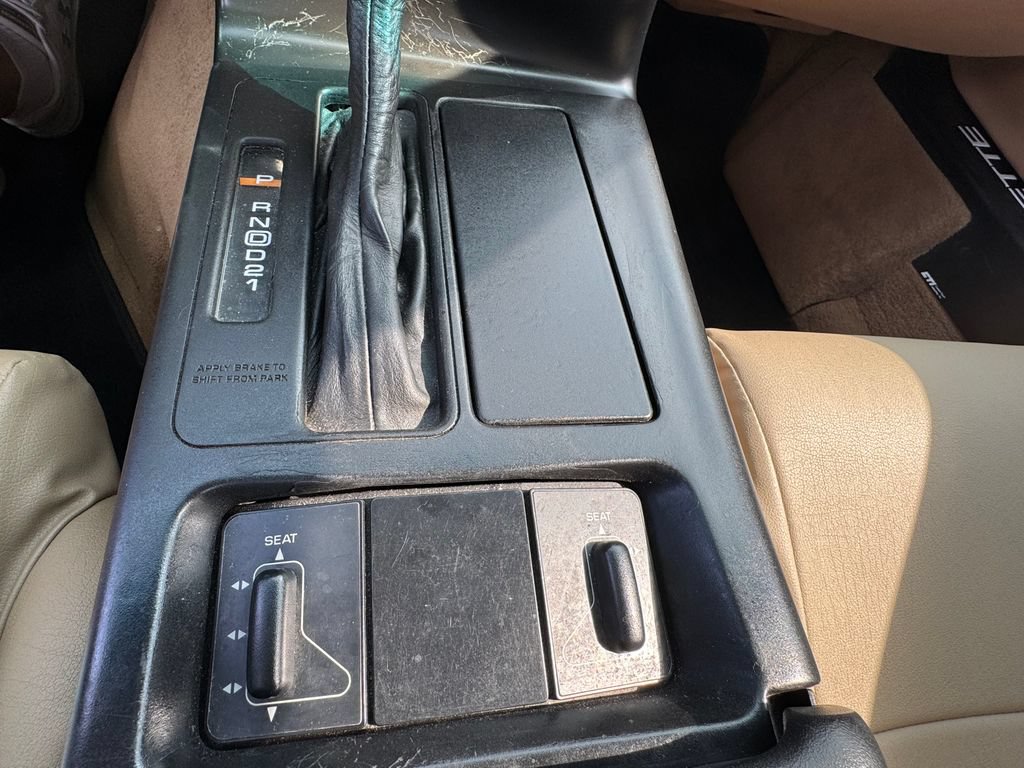 Used 1995 Chevrolet Corvette Coupe RWD image 13