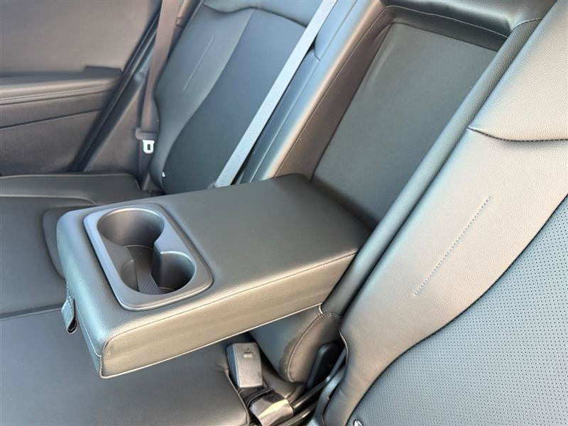 Used 2025 Kia Sportage EX FWD image 16