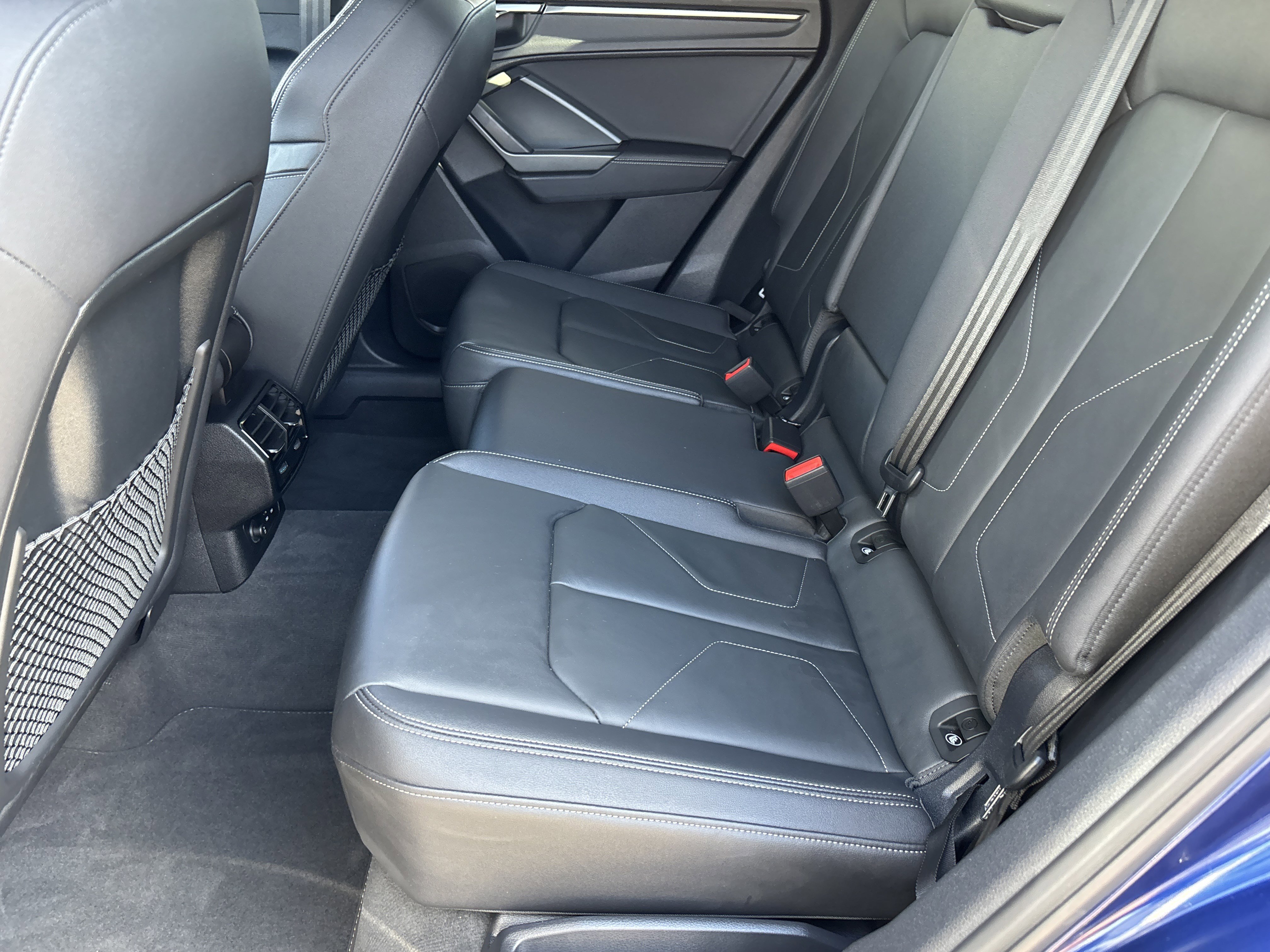 Used 2023 Audi Q3 2.0T Premium w/ Black Optic Sport Package image 16