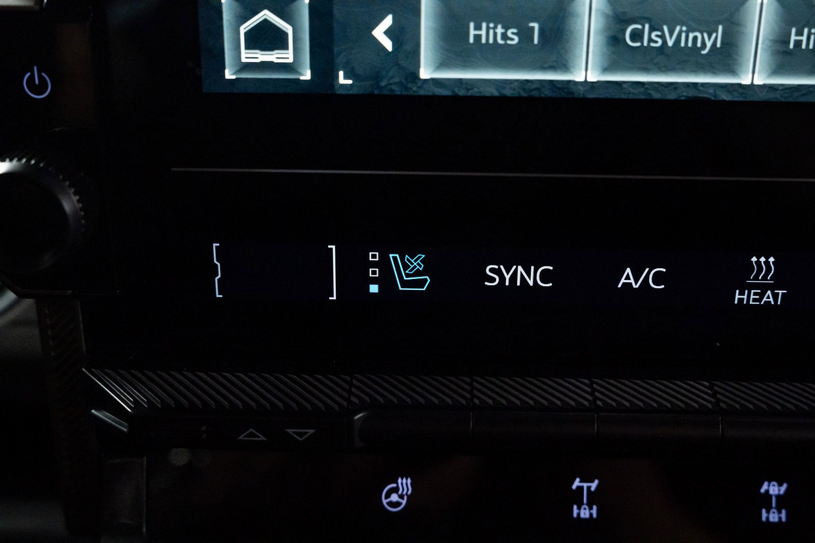 Used 2024 GMC Hummer EV 2X w/ Extreme Off-Road Package image 14