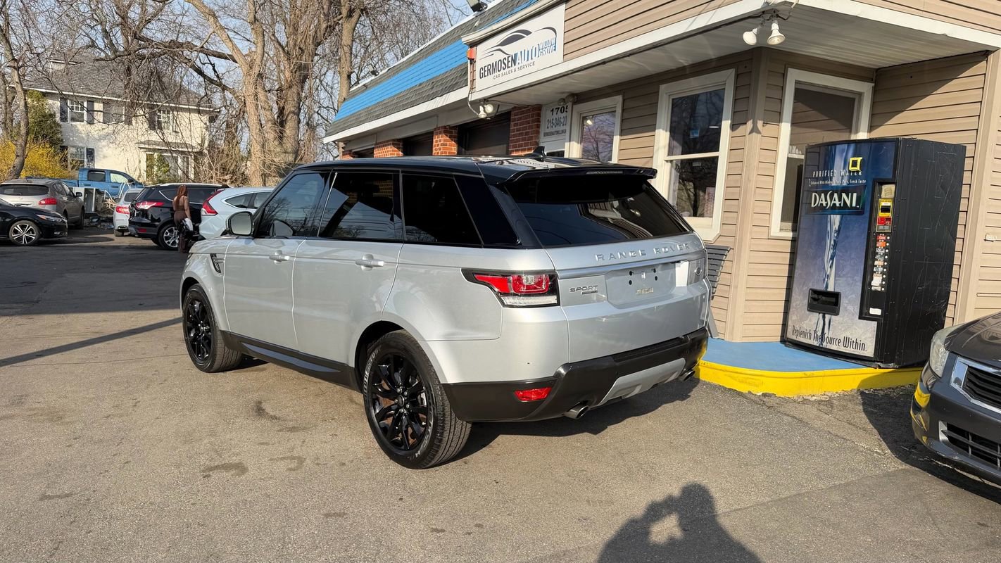 Used 2016 Land Rover Range Rover Sport HSE AWD/4WD image 3