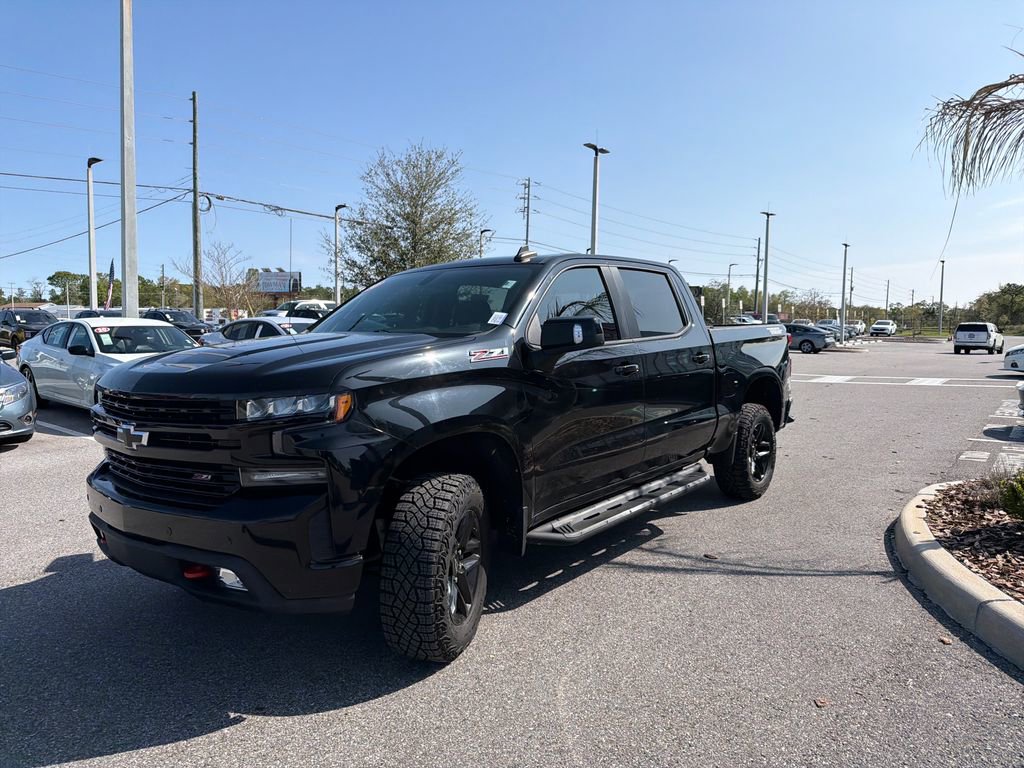 Used 2020 Chevrolet Silverado 1500 LT Trail Boss image 3
