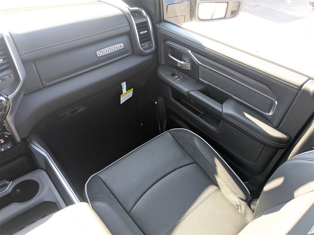 New 2026 RAM 2500 Laramie w/ Sport Appearance Package image 18