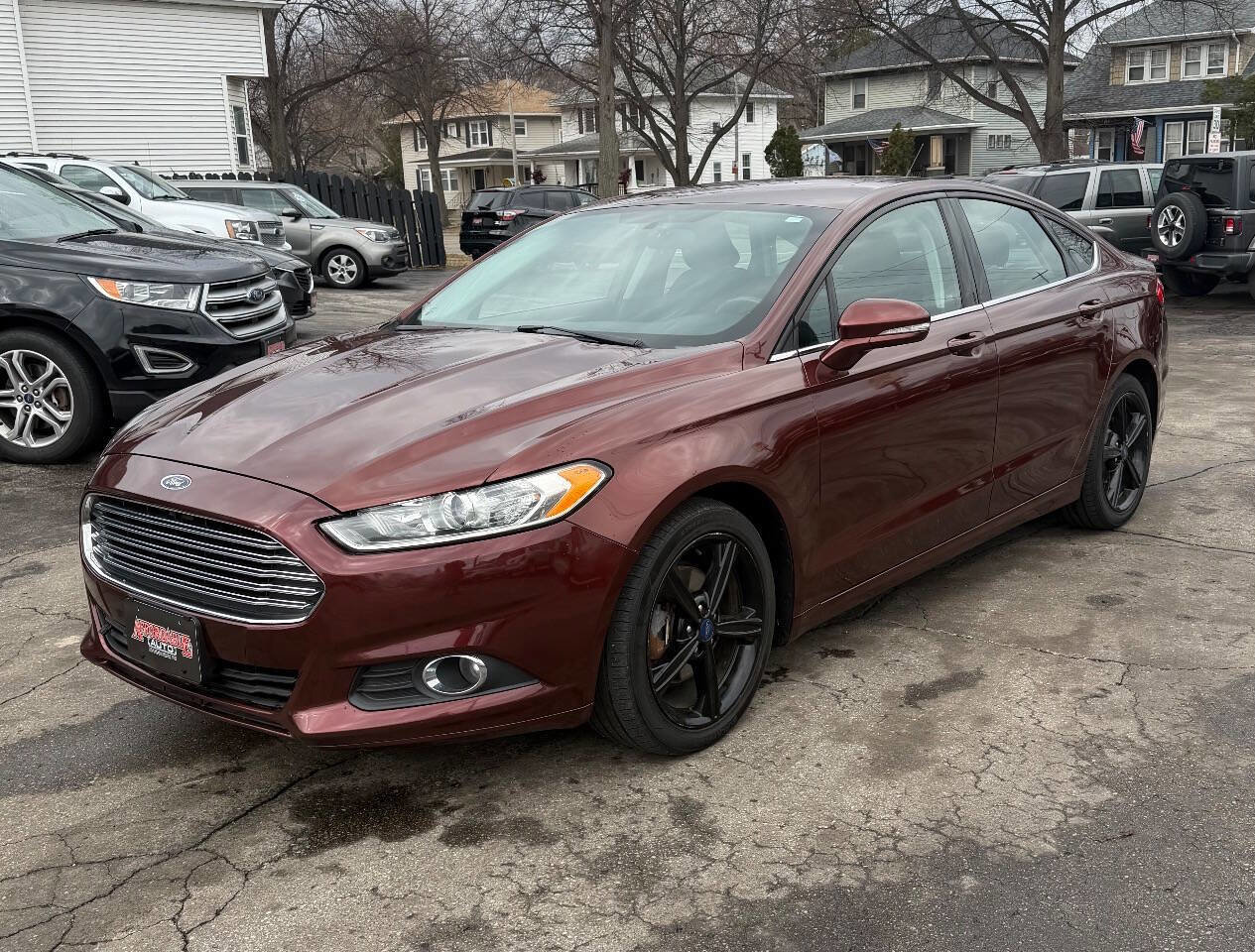 Used 2016 Ford Fusion SE image 2