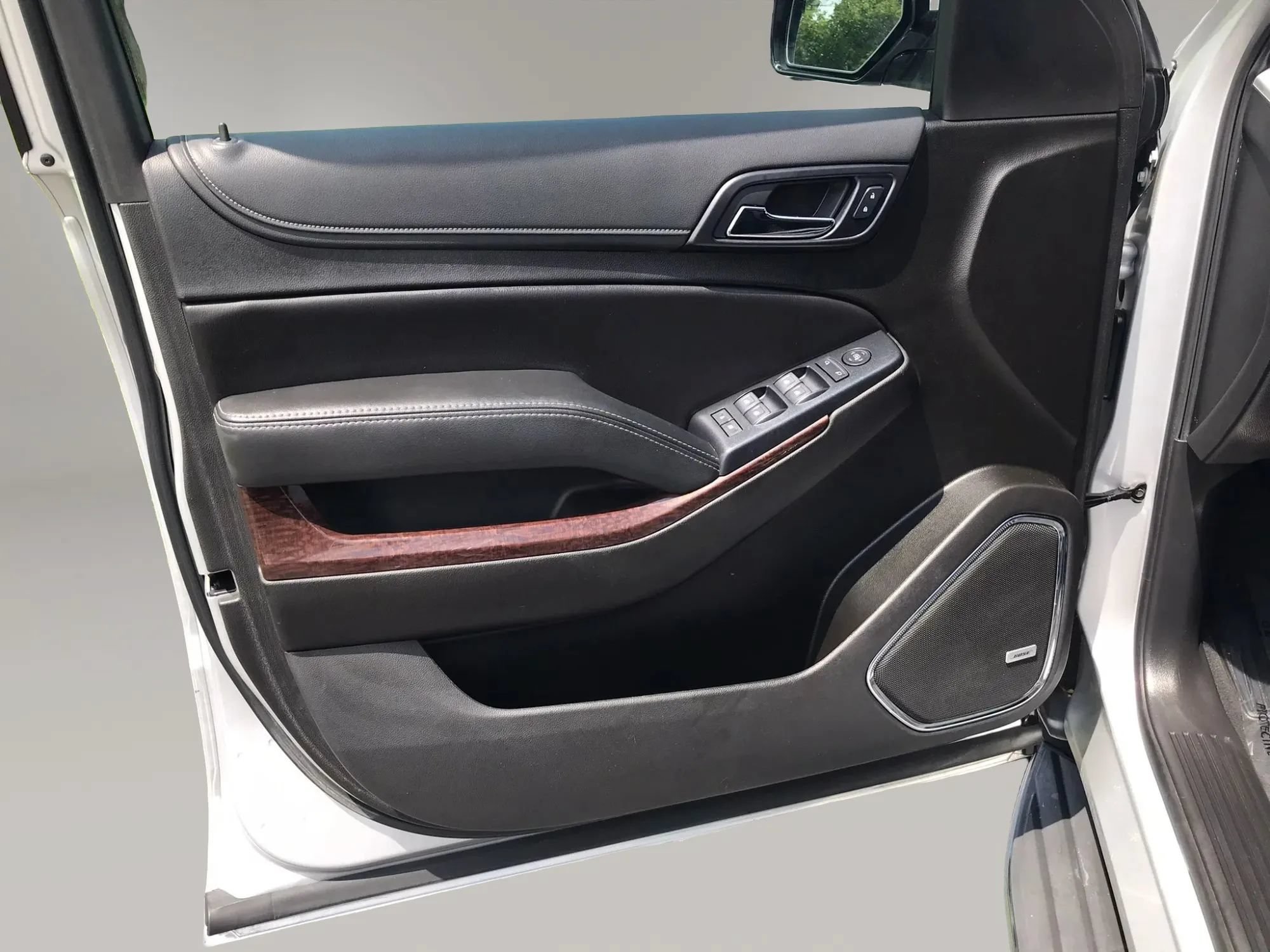 Used 2019 GMC Yukon XL SLE w/ SLE Value Package AWD/4WD image 12