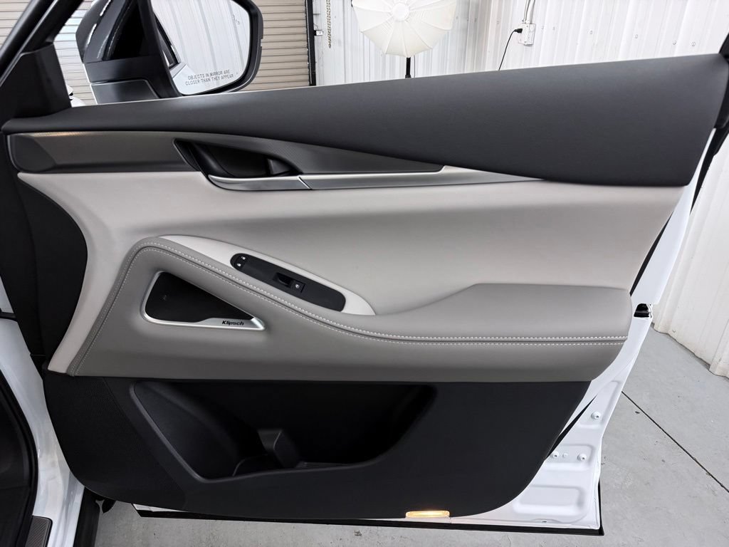 New 2027 INFINITI QX60 Luxe FWD image 44